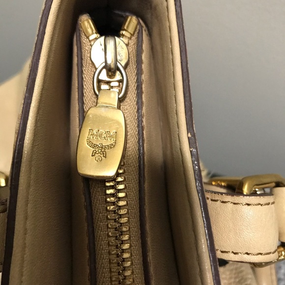 MCM bag🌹 - Picture 6 of 15